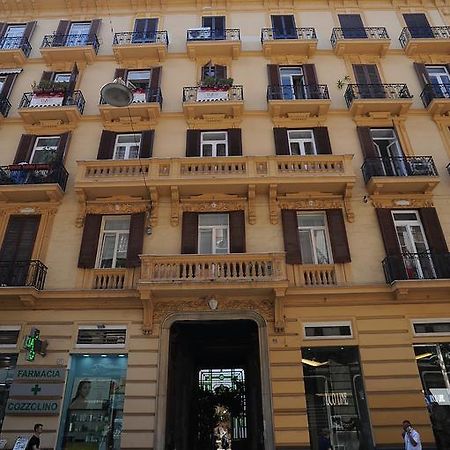 B&B Residenza Via Dei Mille Neapol Zewnętrze zdjęcie